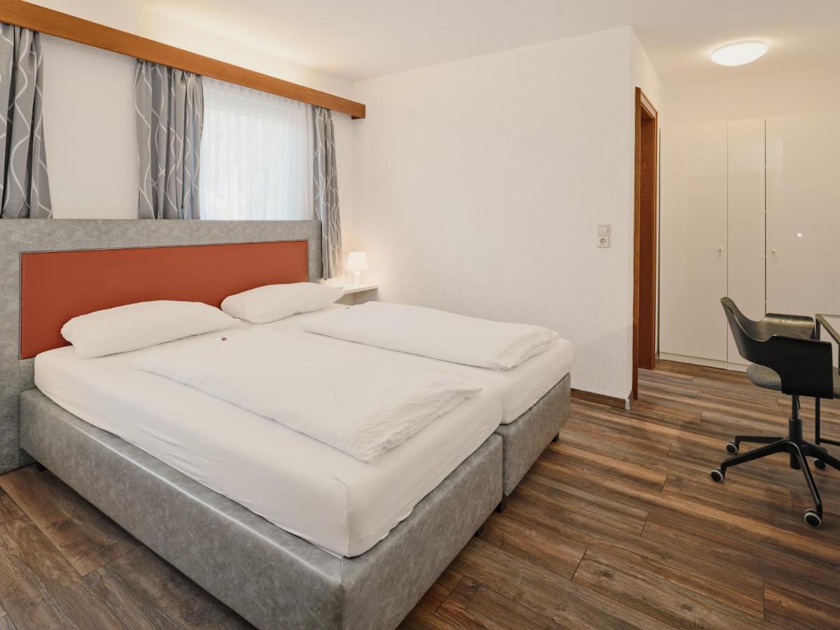 Gaestehaus Waldeck ทิทิเซ-นอยชตัดท์ ภายนอก รูปภาพ