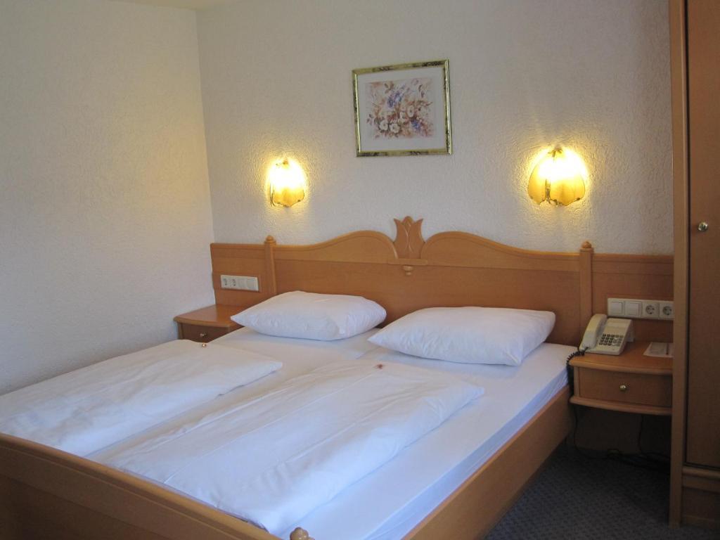 Gaestehaus Waldeck ทิทิเซ-นอยชตัดท์ ห้อง รูปภาพ