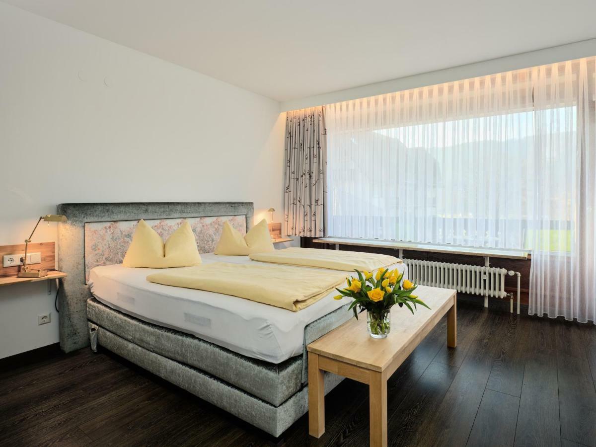 Gaestehaus Waldeck ทิทิเซ-นอยชตัดท์ ภายนอก รูปภาพ